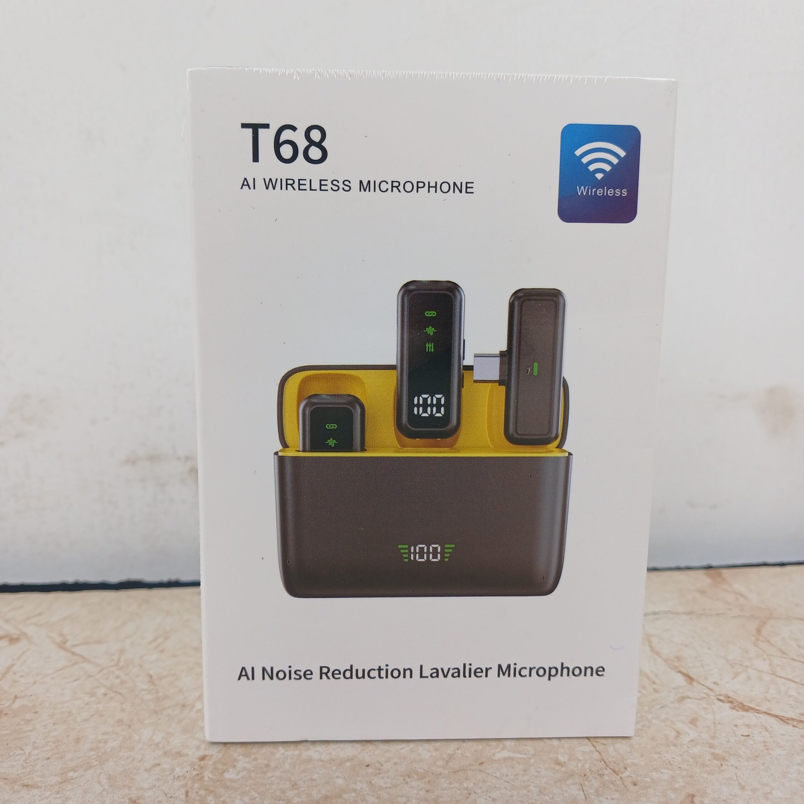 T68-wireless-microphone1-scaled-1.jpg